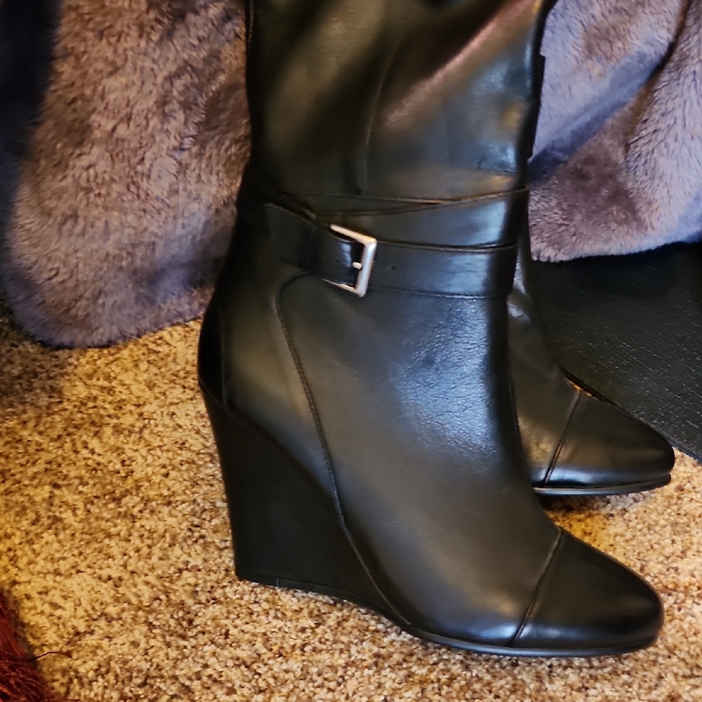 Kelsi Dagger Black Over the Knee Boots. Sky High Sexy